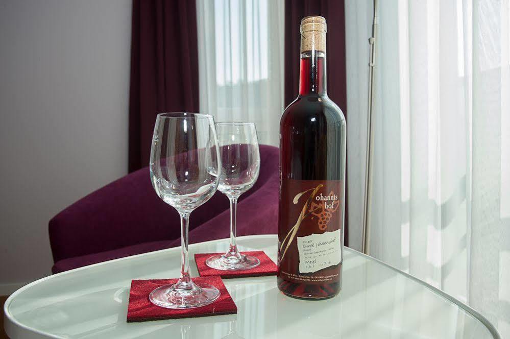Johannishof Wein-cafe & Gaestehaus 3* Langsur